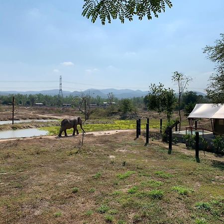 Elephant View Camp Ban Huai Thawai Exteriör bild